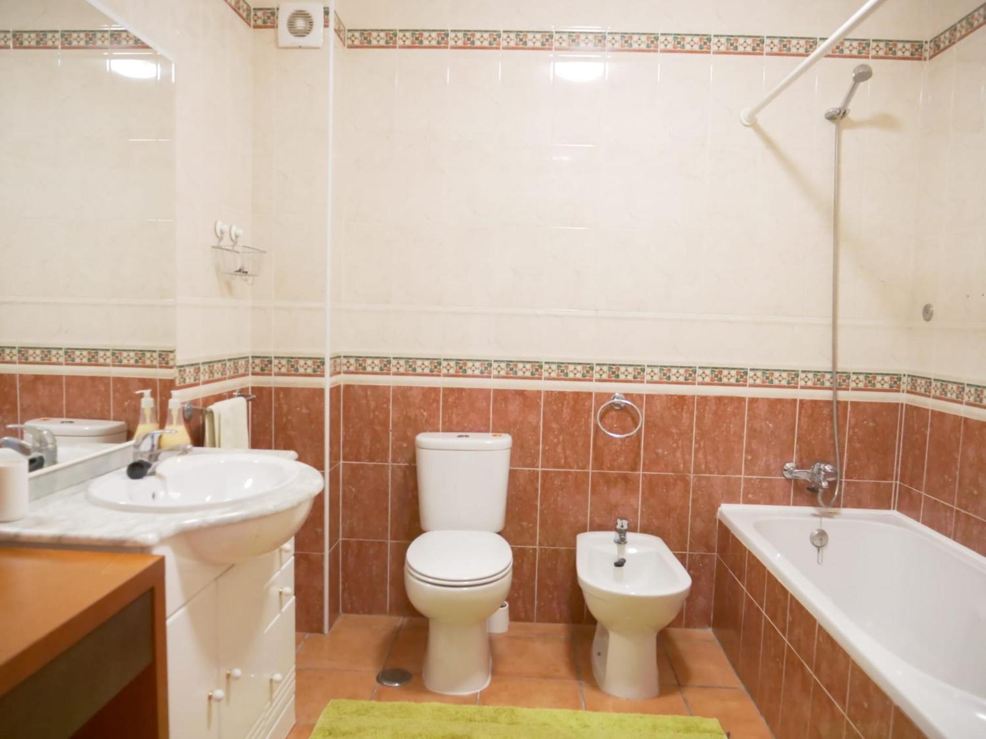 Spacious Penthouse Near Porto De Mos In Lagos
