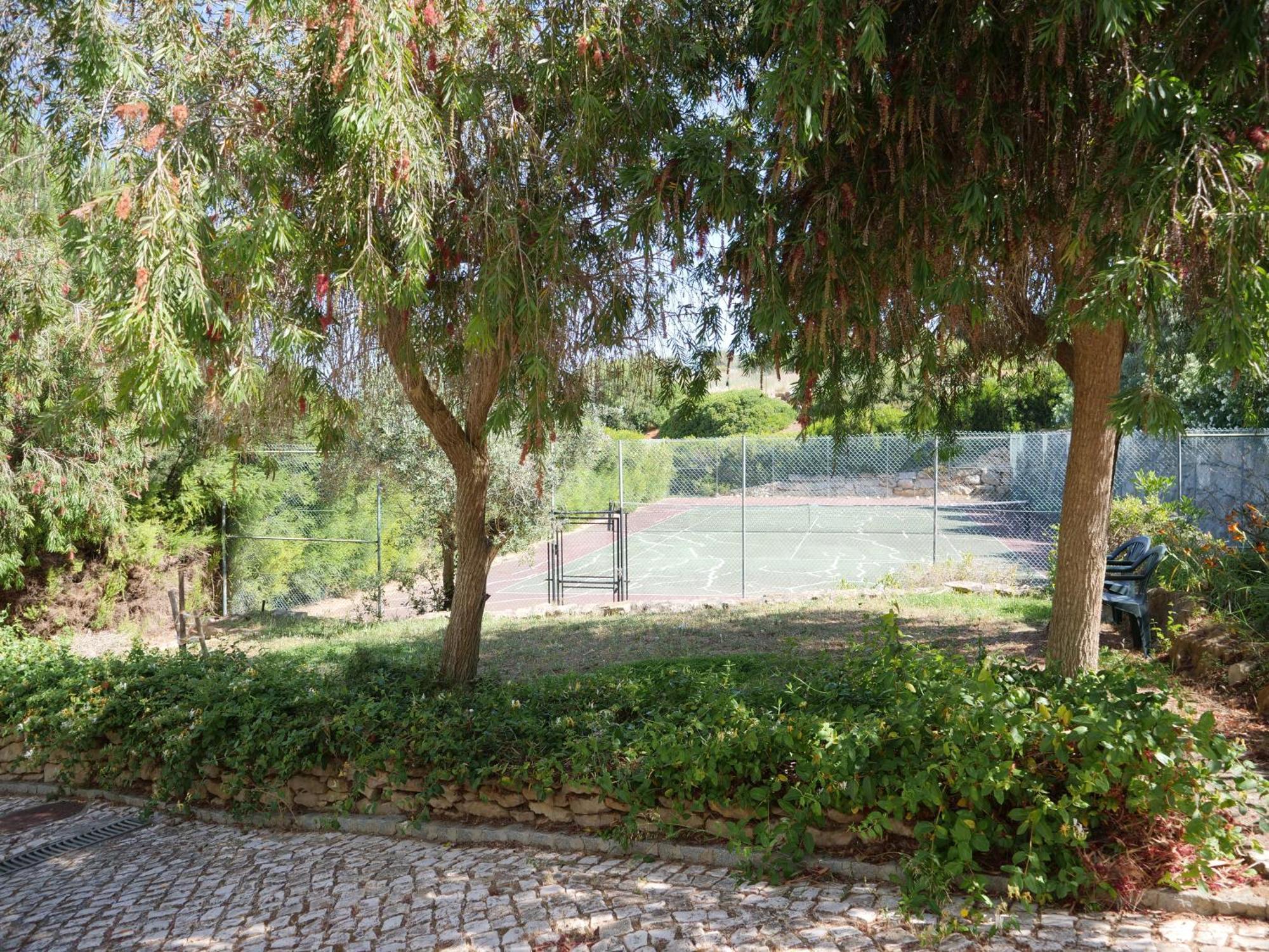 Spacious Penthouse Near Porto De Mos In Lagos